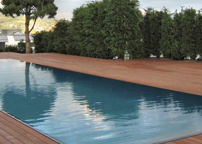 Pool kindersicher machen – sicherer Familienpool im Garten